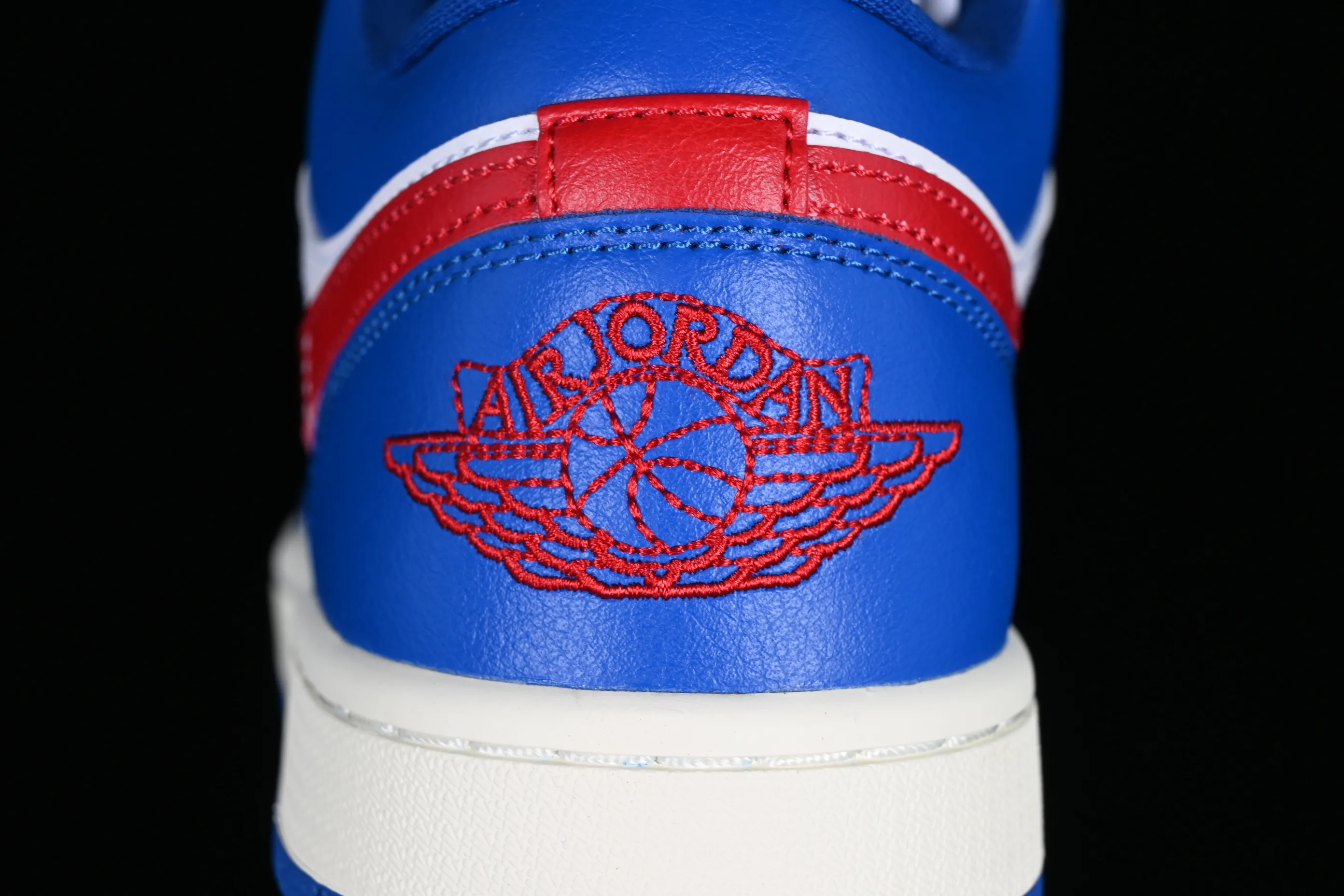 All categories Air Jordan Jordan series basketball shoes Air Jordan 1 Low G version pure original Air Jordan 1 Low "Sport Blue" AJ1 Joe 1 Independence Day color low top basketball shoes DC0774-416